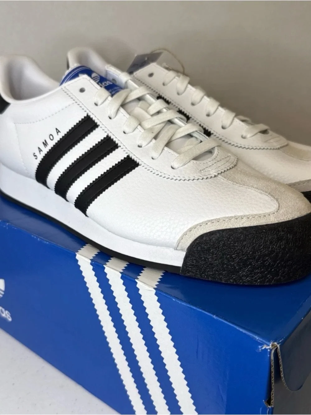 Adidas Samoa White Black Leather Sneakers 11.5 men’s NEW